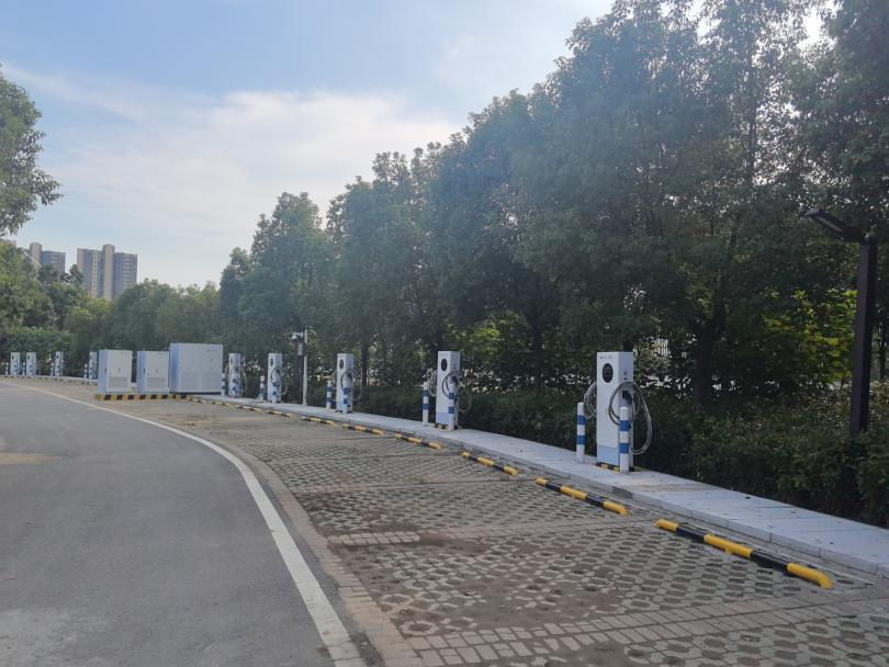 1765356587446.png 图片2.png